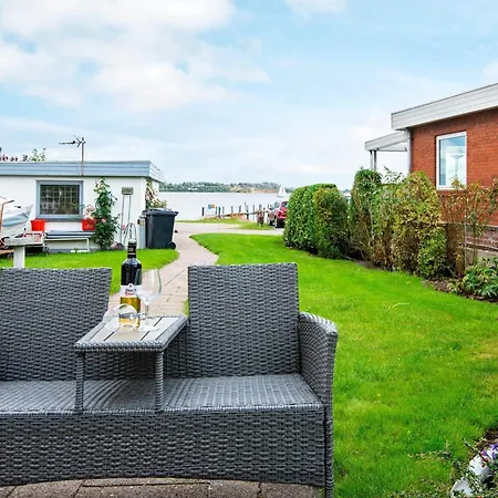 2 Person In * Gråsten